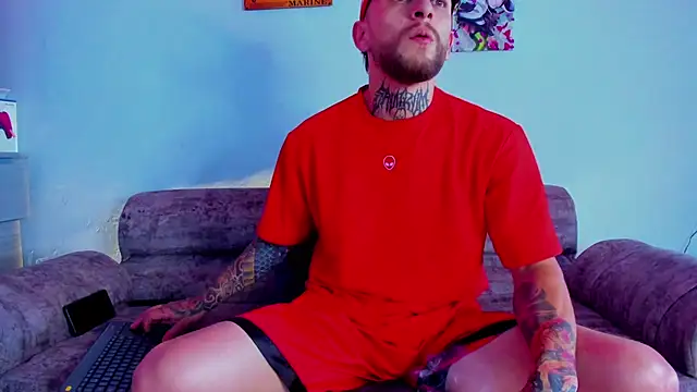 Snapshot of Drako_Lamar chatting on October 29, 2:16 pm Drako Lamar online show from October 29, 2:16 pm