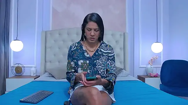 JoannaCox online show from September 10, 6:40 pm