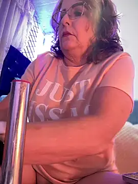 PaulinaSanders X online show from December 19, 9:50 pm