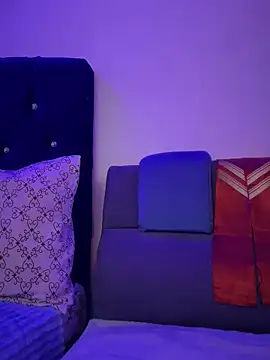 Snapshot of PaulinaSanders_X chatting on February 14, 6:08 pm PaulinaSanders X online show from February 14, 6:08 pm