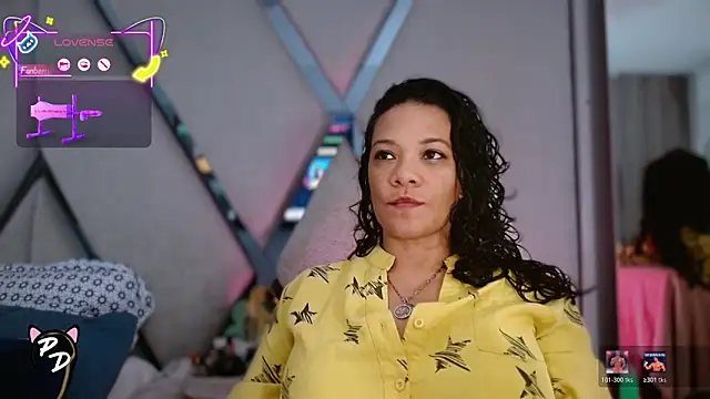 paula daniela1 online show from May 3, 10:35 pm