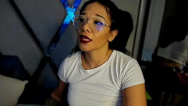 paula daniela1 online show from February 7, 9:48 pm