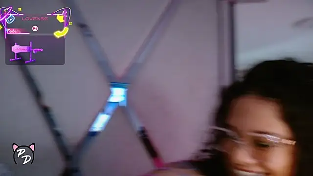 paula daniela1 online show from May 4, 10:34 pm