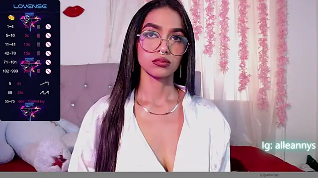 Snapshot of Alleanys_Cristal chatting on March 17, 5:16 pm Alleanys Cristal online show from March 17, 5:16 pm
