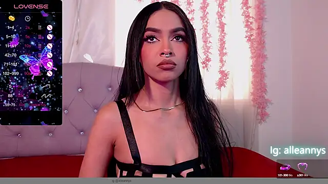 Snapshot of Alleanys_Cristal chatting on February 20, 8:36 pm Alleanys Cristal online show from February 20, 8:36 pm