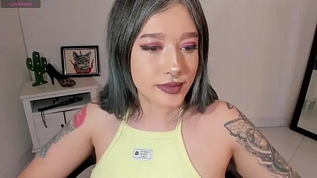 kat apple online show from November 13, 7:40 pm