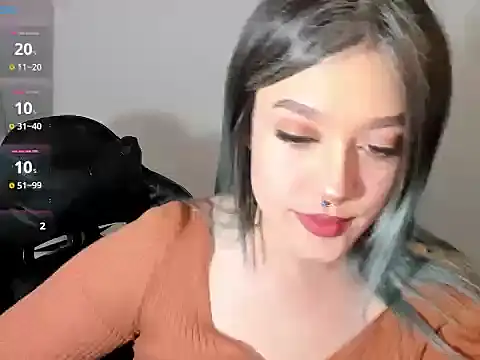 Snapshot of kat_apple chatting on September 16, 3:29 am kat apple online show from September 16, 3:29 am