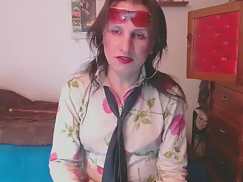 LorenJade online show from January 16, 7:45 am