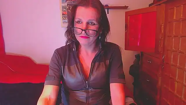 LorenJade online show from October 30, 7:39 am