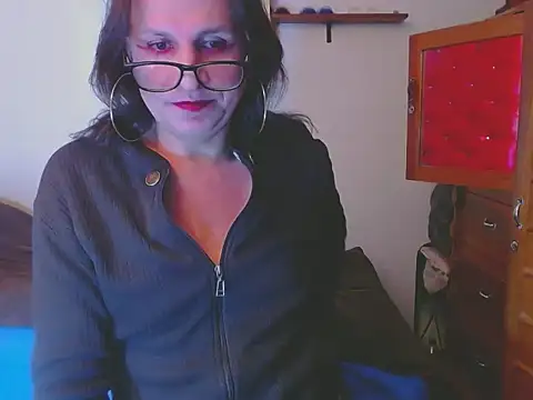 LorenJade online show from March 15, 9:27 am