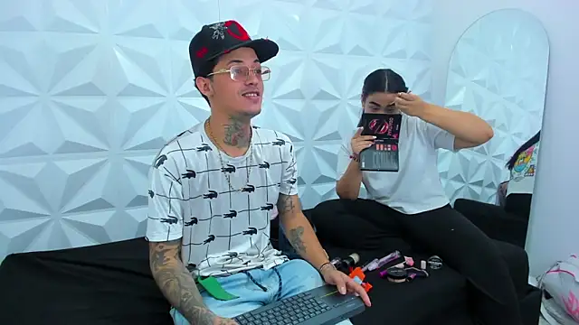 Aronjusting online show from February 19, 1:02 am