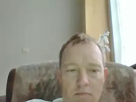 Snapshot of bertolini chatting on February 27, 7:19 am bertolini online show from February 27, 7:19 am