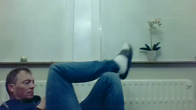Snapshot of bertolini chatting on May 19, 9:00 pm bertolini online show from May 19, 9:00 pm