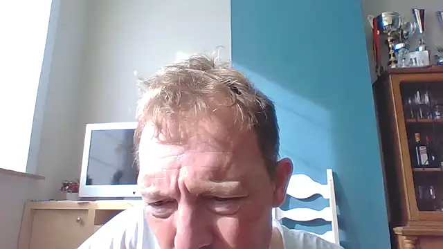 Snapshot of bertolini chatting on September 24, 8:43 am bertolini online show from September 24, 8:43 am