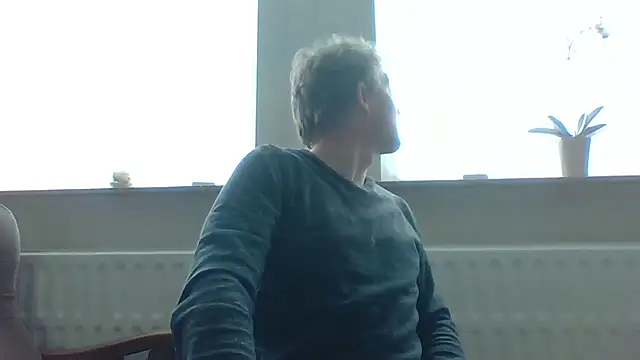 Snapshot of bertolini chatting on May 7, 11:24 am bertolini online show from May 7, 11:24 am