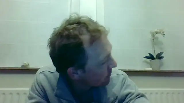 bertolini online show from March 23, 9:25 pm