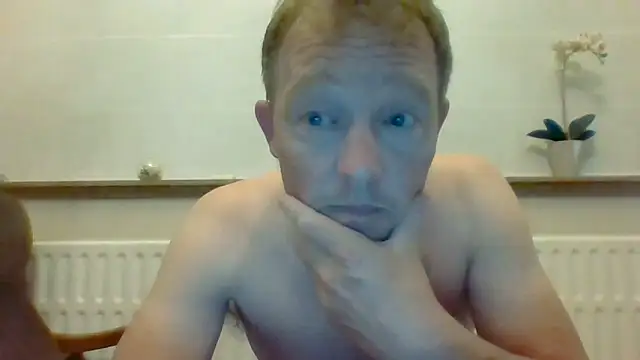 Snapshot of bertolini chatting on June 17, 9:03 pm bertolini online show from June 17, 9:03 pm