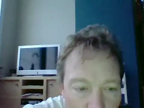Snapshot of bertolini chatting on February 25, 7:20 am bertolini online show from February 25, 7:20 am