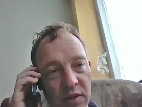 Snapshot of bertolini chatting on March 11, 8:19 am bertolini online show from March 11, 8:19 am
