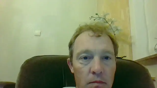 Snapshot of bertolini chatting on April 22, 8:48 pm bertolini online show from April 22, 8:48 pm