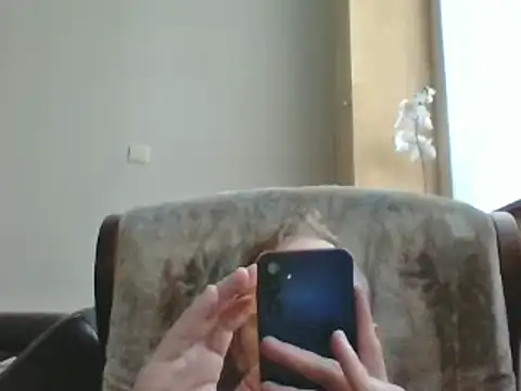 Snapshot of bertolini chatting on March 18, 5:23 pm bertolini online show from March 18, 5:23 pm