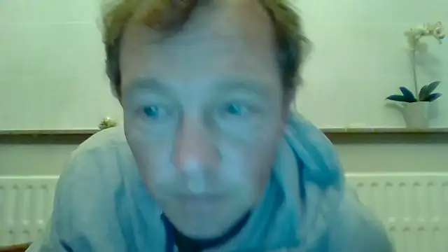 Snapshot of bertolini chatting on May 4, 9:17 pm bertolini online show from May 4, 9:17 pm
