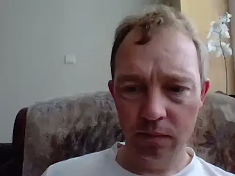 Snapshot of bertolini chatting on March 23, 6:47 am bertolini online show from March 23, 6:47 am