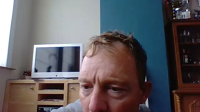 Snapshot of bertolini chatting on September 18, 12:52 pm bertolini online show from September 18, 12:52 pm