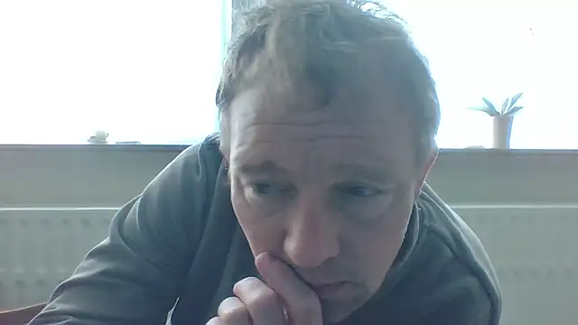 bertolini online show from March 18, 2:08 pm