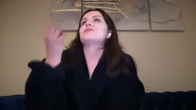 Snapshot of sexylilly69 chatting on September 10, 1:04 am sexylilly69 online show from September 10, 1:04 am