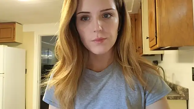 sexylilly69 online show from April 10, 10:28 pm