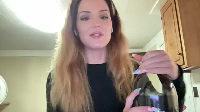 sexylilly69 online show from June 21, 1:55 am