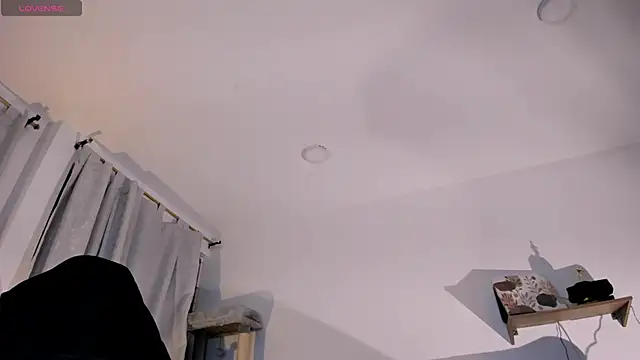 Zarah Blare online show from March 16, 12:12 am