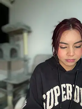 Zarah Blare online show from January 31, 6:02 am