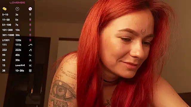 girl with snaketatto0 online show from March 2, 1:06 am