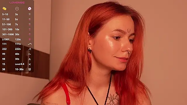 girl with snaketatto0 online show from March 13, 2:38 am