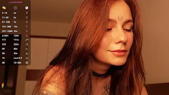 girl with snaketatto0 online show from March 30, 1:51 am