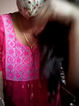 Snapshot of indian-adhaya chatting on February 17, 10:40 am indian-adhaya online show from February 17, 10:40 am