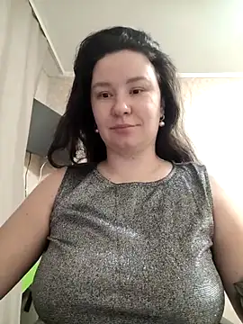 AlexaLexie online show from December 23, 6:12 am