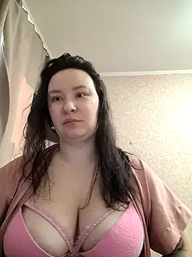 AlexaLexie online show from February 27, 6:57 am