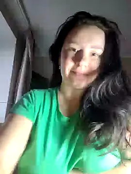 Snapshot of AlexaLexie chatting on December 12, 11:39 am AlexaLexie online show from December 12, 11:39 am