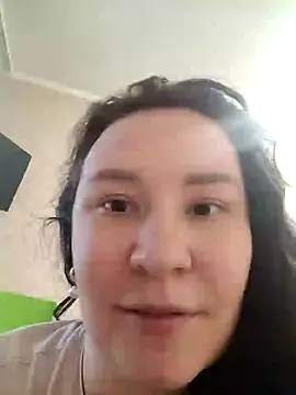 Snapshot of AlexaLexie chatting on December 24, 11:17 am AlexaLexie online show from December 24, 11:17 am