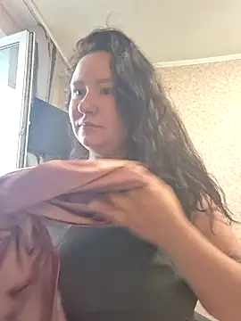 Snapshot of AlexaLexie chatting on July 9, 6:25 am AlexaLexie online show from July 9, 6:25 am