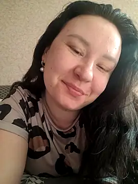 AlexaLexie online show from March 30, 7:32 am