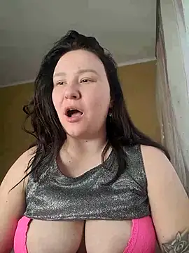 AlexaLexie online show from February 7, 10:34 am