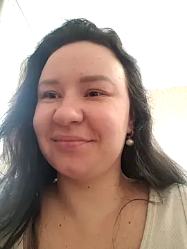 Snapshot of AlexaLexie chatting on October 15, 8:00 am AlexaLexie online show from October 15, 8:00 am