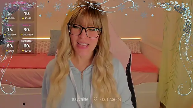 Snapshot of estivalae chatting on December 2, 2:58 pm estivalae online show from December 2, 2:58 pm