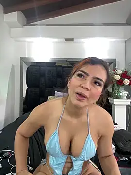 Arianna Jones1 online show from May 2, 7:19 pm