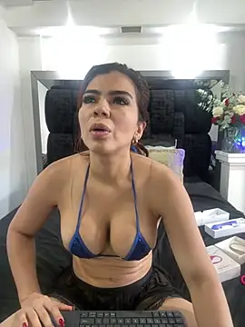 Arianna Jones1 online show from July 7, 8:56 pm