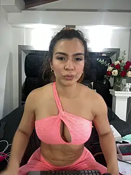 Arianna Jones1 online show from May 14, 10:07 pm